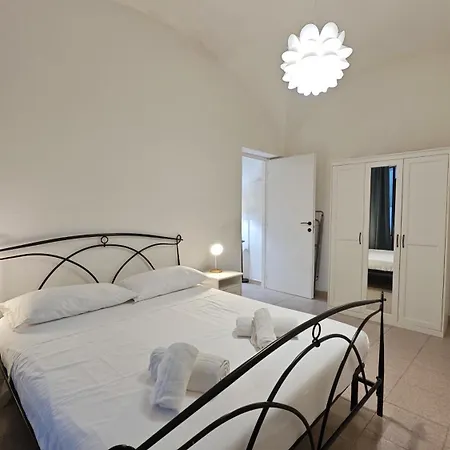 Hostdomus - Oscar's House * Albenga